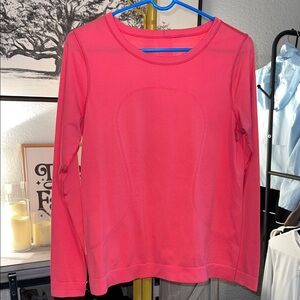 Lululemon LS Swiftly Relaxed-Fit Women’s Size 8